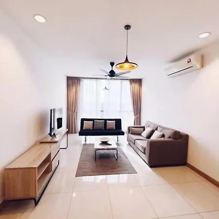 PromoConnected Train 2 Bedrooms - Above Mall Kuala Lumpur Exterior photo