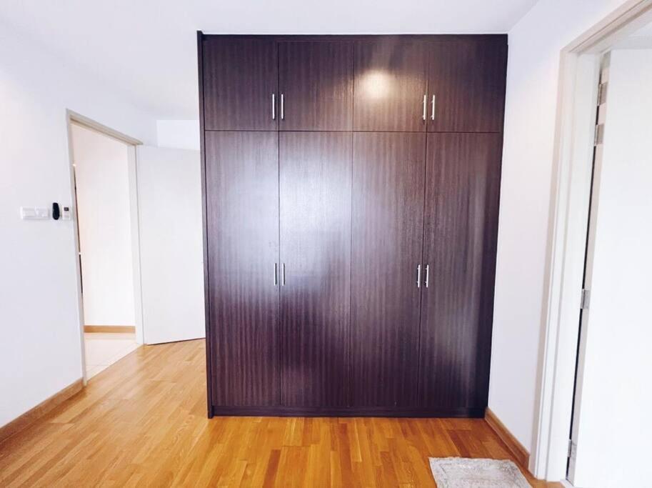 Promoconnected Train 2 Bedrooms - Above Mall Apartment Kuala Lumpur